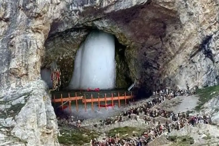 Amarnath Yatra to continue via north Kashmir route
