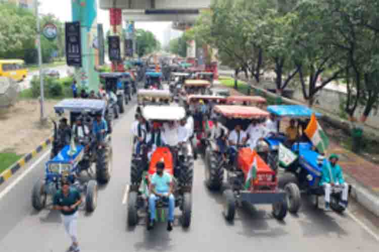   BKU's 'Tractor Tiranga Yatra' 