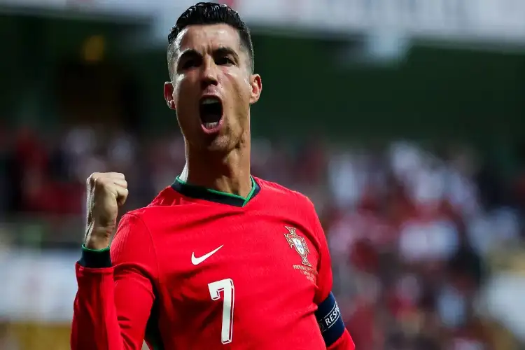 Cristiano Ronaldo Shatters World Record, Just Hours After Launching His YouTube Channel