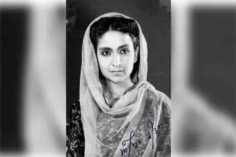  Amrita Pritam 
