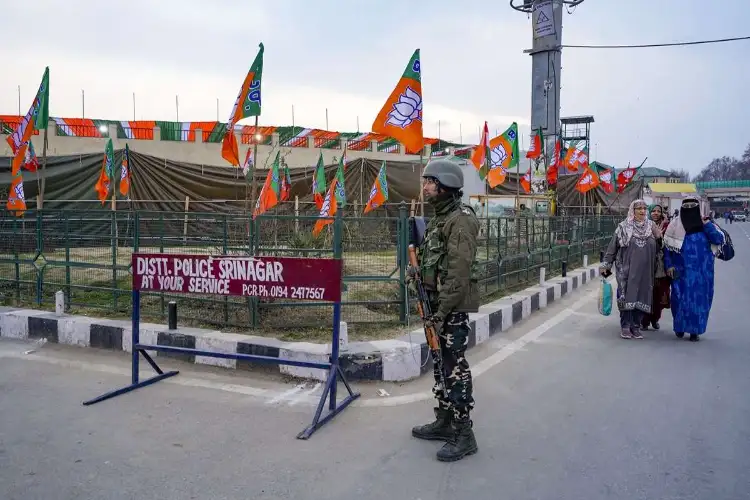 J&K: Security beefed up ahead of PM Modi's rally in Srinagar