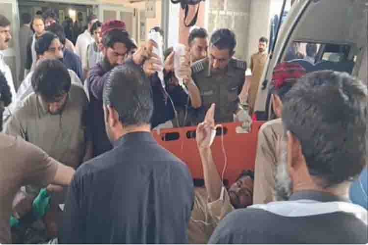 Pakistani security forces attack Pashtun jirga, 3 killed
