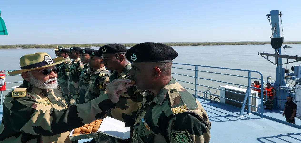 PM Modi celebrated Diwali with soldiers in Kutch, reiterated his patriotic resolve