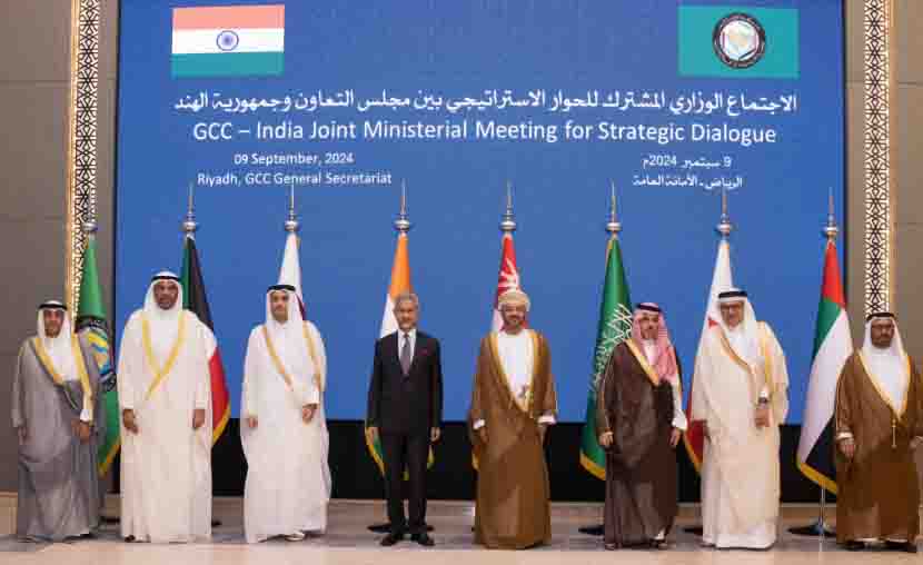 https://www.hindi.awazthevoice.in/upload/news/173348092801_s_jaishankar_in_india_gcc_meeting.jpg