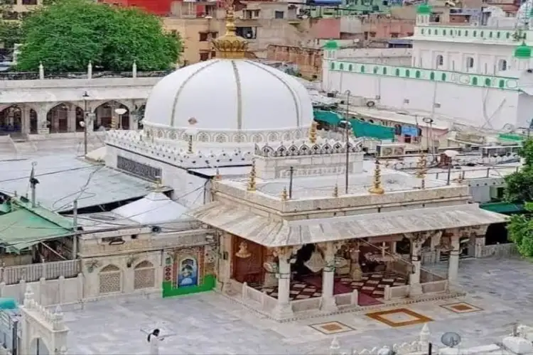 Ajmer: With the sighting of the moon, the 813th Urs of Moinuddin Hasan Chishti begins