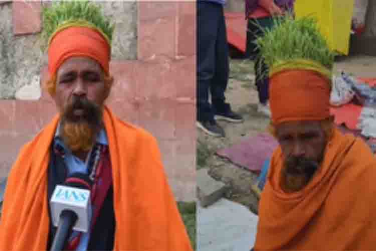 Unique Baba in Maha Kumbh, growing crops on head, giving message of environmental protection