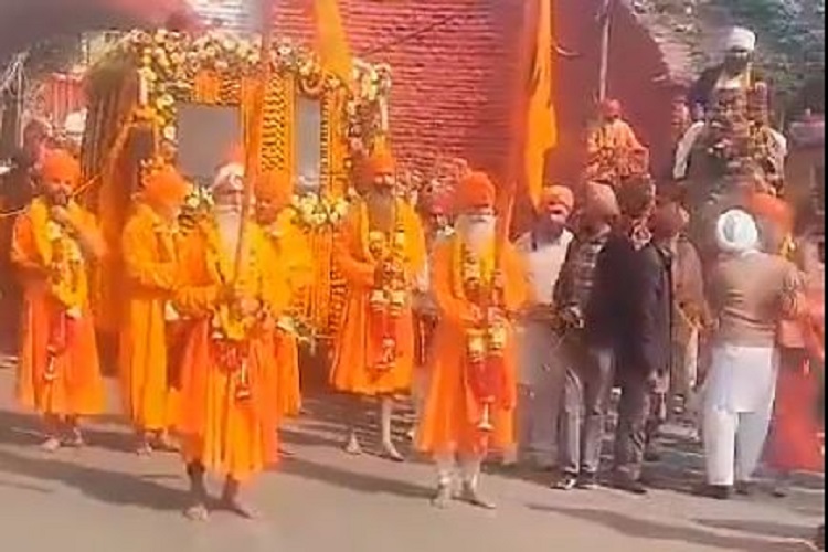 Sikh saints are associated with three Sanatani Akhadas, reached Maha Kumbh, brought Guru Granth Sahib Palki with them