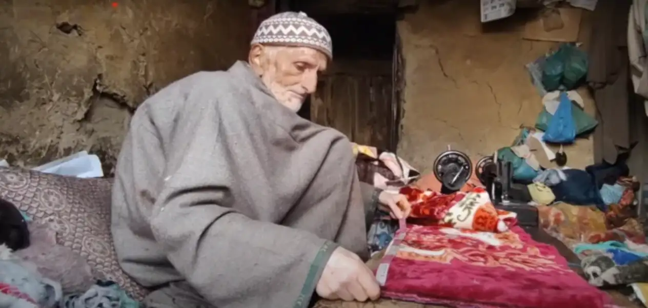 Abdul Rehman Dar has been making blankets for six decades and said hard work never goes waste
