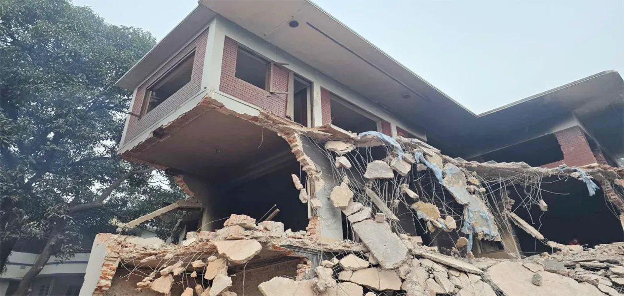 Bangabandhu's historic house turns into ruins: New wave of turmoil in Bangladesh