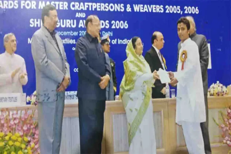 Wood carving: Rehan Ahmed could neither play nor study in childhood, but won a National Award