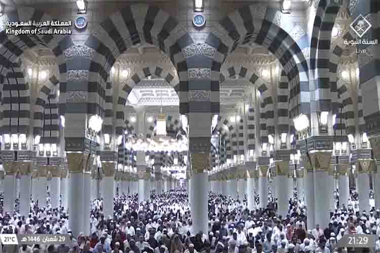 Mecca: First Taraweeh of Ramadan 2025 offered at Grand Mosque, Prophet's Mosque