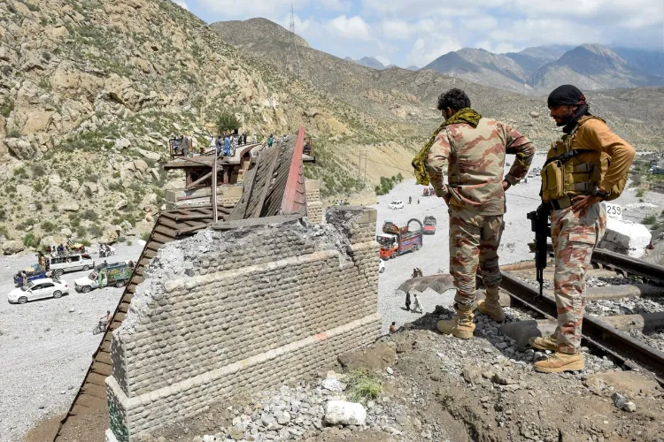 Attack on Jaffar Express: Operation to rescue hostages continues, 80 passengers reach Machh station