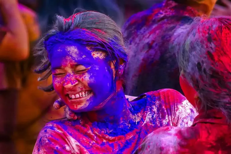 Telangana: Police issued order, you cannot forcefully apply colors on Holi in Hyderabad and Cyberabad