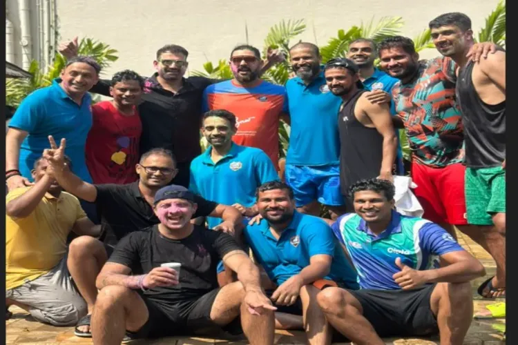 Sachin Tendulkar, Yuvraj Singh and Irfan Pathan celebrated Holi with great pomp in Raipur, video goes viral