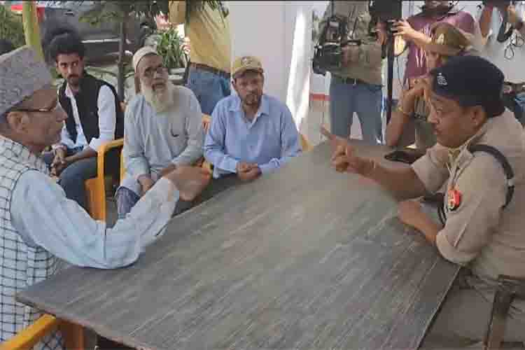  Talks between police and Neja Mela representatives