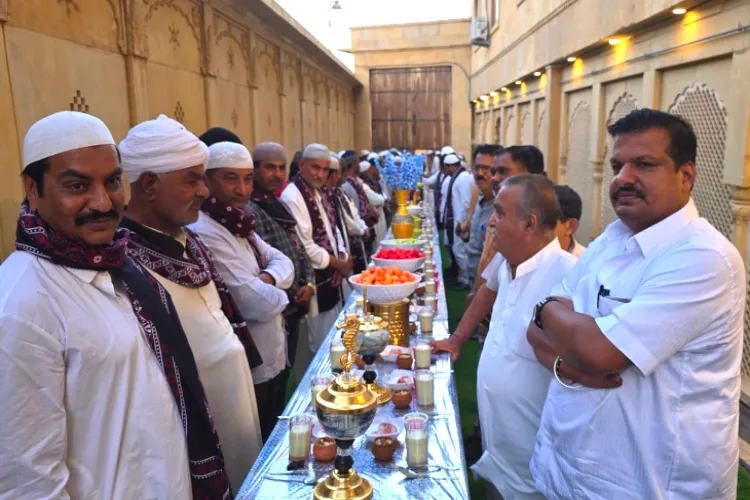 Iftar party in Jaisalmer, Muslim guests, Hindu hosts