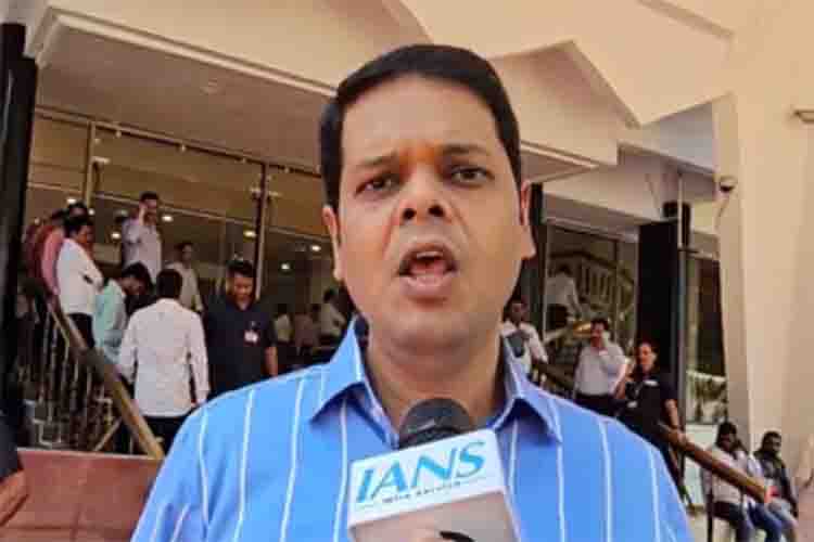 Bulldozer will run on illegal dargah in Mira-Bhayander, BJP MLC raised the issue