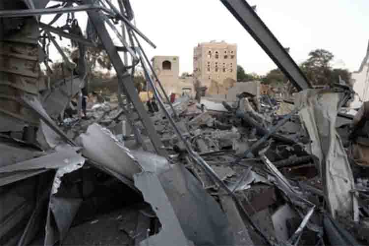 US takes big action on Houthi bases, carries out more than 40 airstrikes