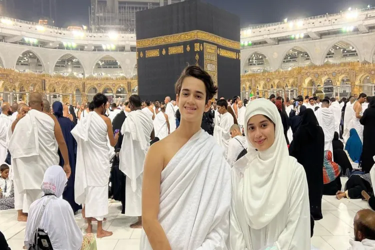Social media influencer Jannat Zubair went to Mecca with her family 