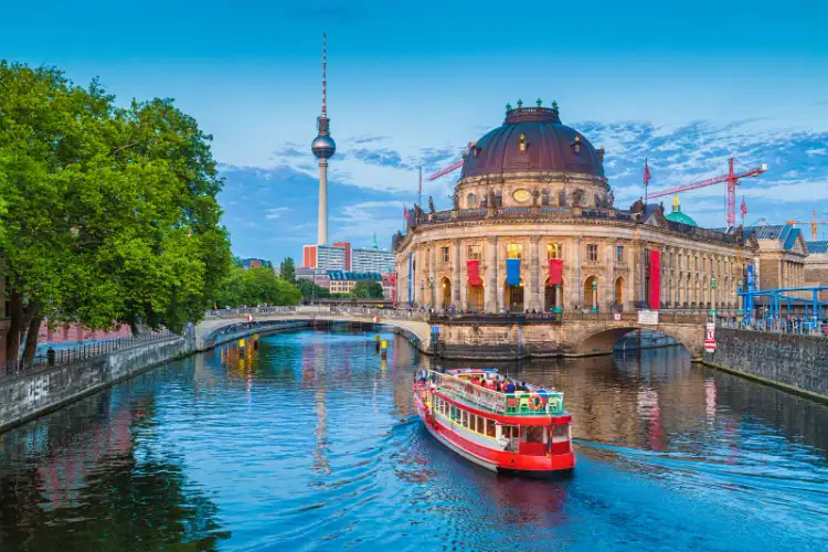 Indian tourist arrivals to Germany jump to 8.6% amid rising visa demand, flight connectivity