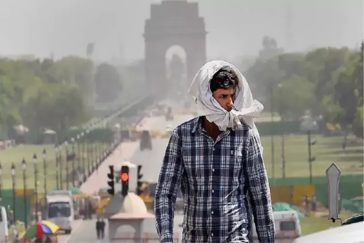 People are in bad condition due to scorching heat in Uttar Pradesh, know the condition of your area