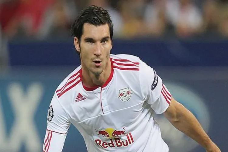 Former Croatian footballer Nikola Pokrivac dies in road accident