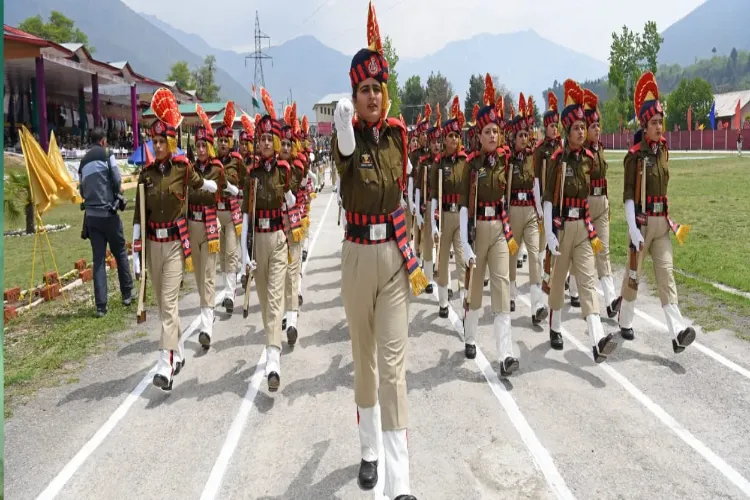Passing out parade in Manigam, 438 brave soldiers became part of Jammu and Kashmir Police, LG Manoj Sinha saluted