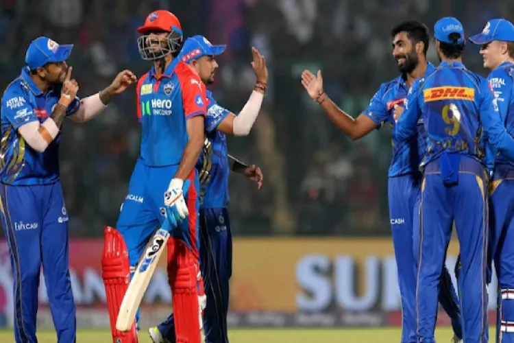 Out of form Sunrisers Hyderabad will face Mumbai Indians who are back on the winning track