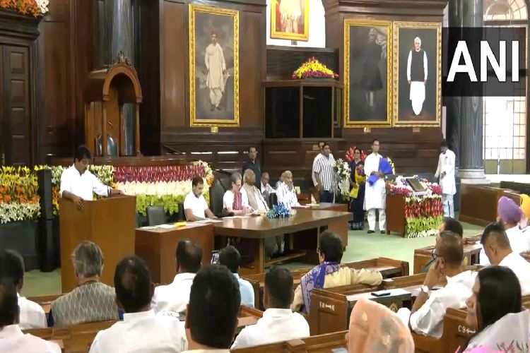 Sonia, Rahul met the delegation of 'Progressive International'