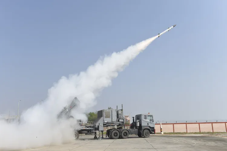 Srinagar: Surface-to-air missile deployed, fierce encounter between India and Pakistan