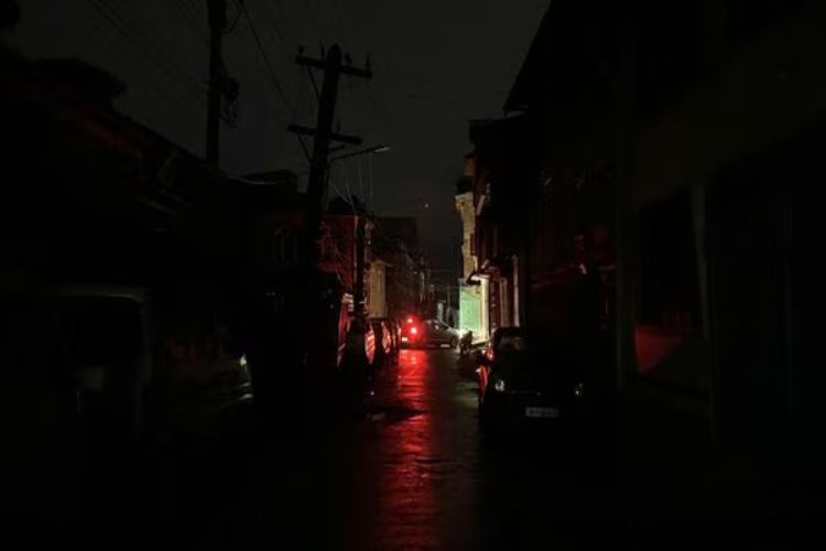 Rajasthan: 'Blackout' in border districts after Pakistan violates ceasefire