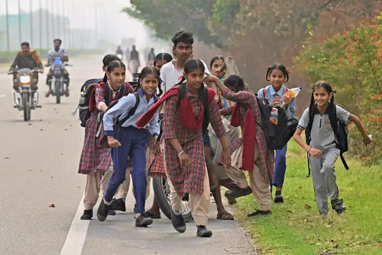 Punjab: Schools reopen in Amritsar, Tarn Taran, Pathankot, Fazilka, Ferozepur