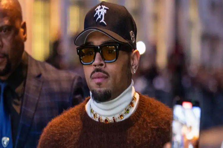 Chris Brown arrested in Manchester over alleged nightclub bottle attack: Report
