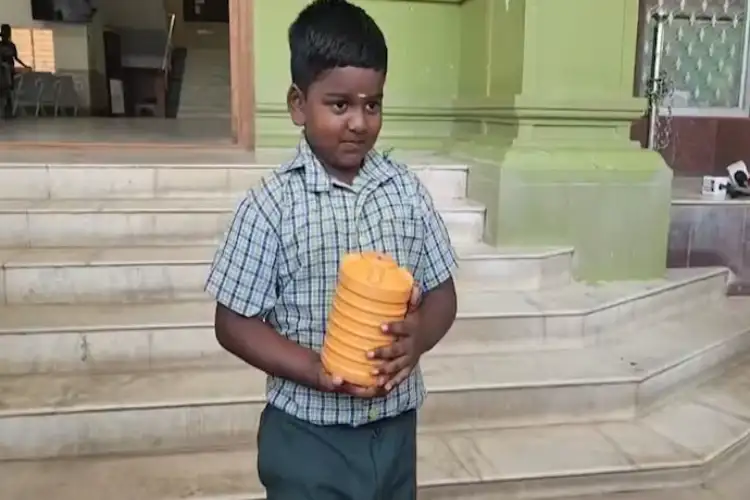 8-year-old from Tamil Nadu donates savings to Indian Army, wins hearts