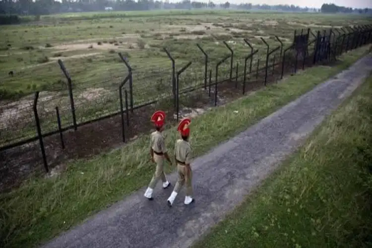 Facebook romance leads to illegal cross-border entry: 3 Bangladeshi women held in Delhi