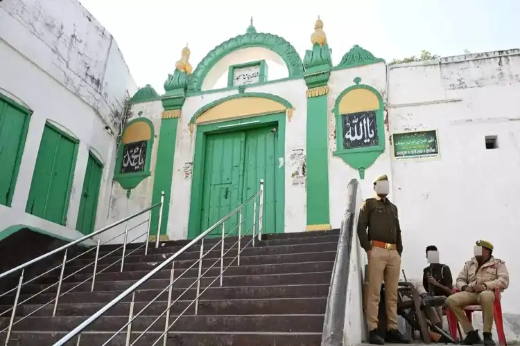 Sambhal mosque row: Allahabad HC junks Masjid committee plea against survey