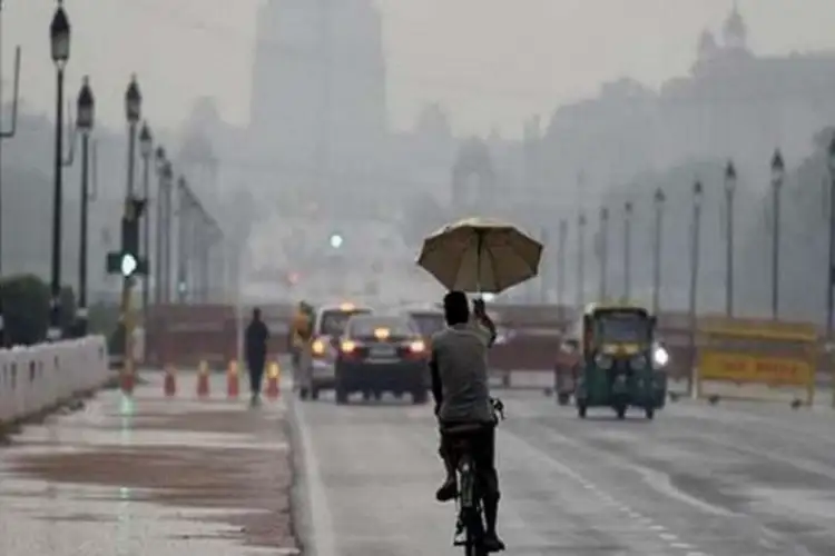 Forecast of rain in Delhi