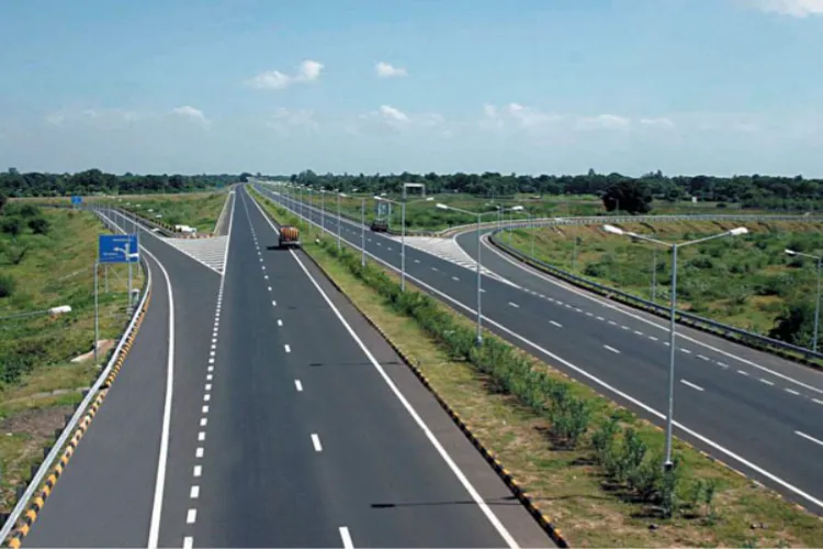 Road ministry steps up monitoring of states' work on national highways due to 'serious lapses'