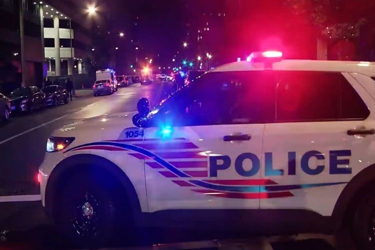 Two Israeli embassy employees shot dead near Jewish Museum in Washington