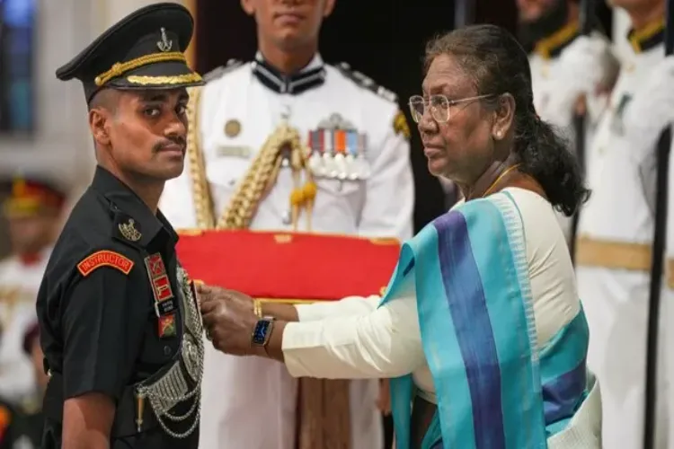 President Murmu awarded 6 Kirti Chakra and 33 Shaurya Chakra, many were honoured posthumously