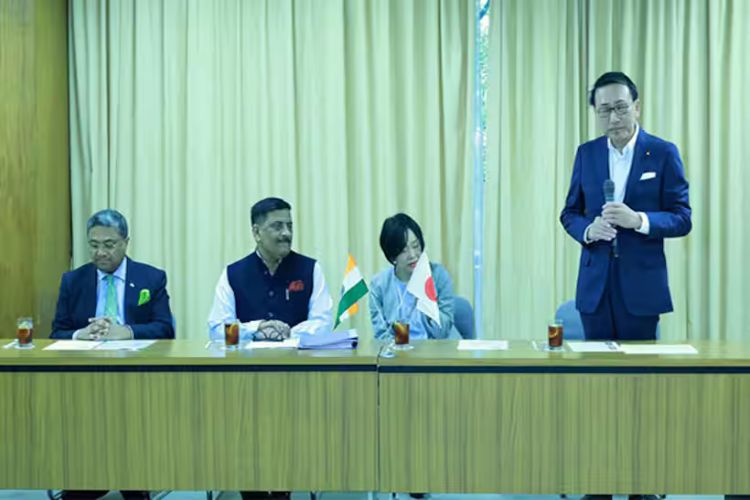 All-party delegation meets Japanese lawmaker Yasuhiro Hanashi, highlights India's 