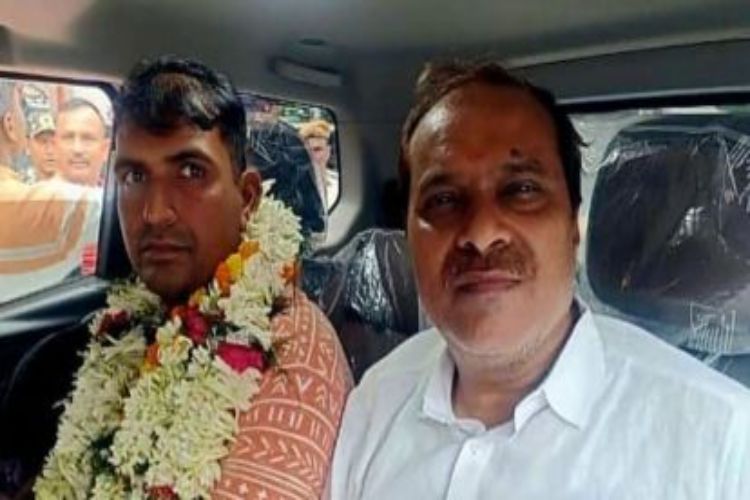 BSF jawan Purnam Kumar Shaw reached his home a week after being released from Pakistani custody,