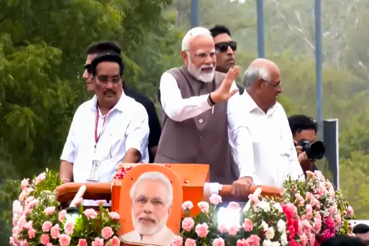 PM Modi did a road show in Gandhinagar