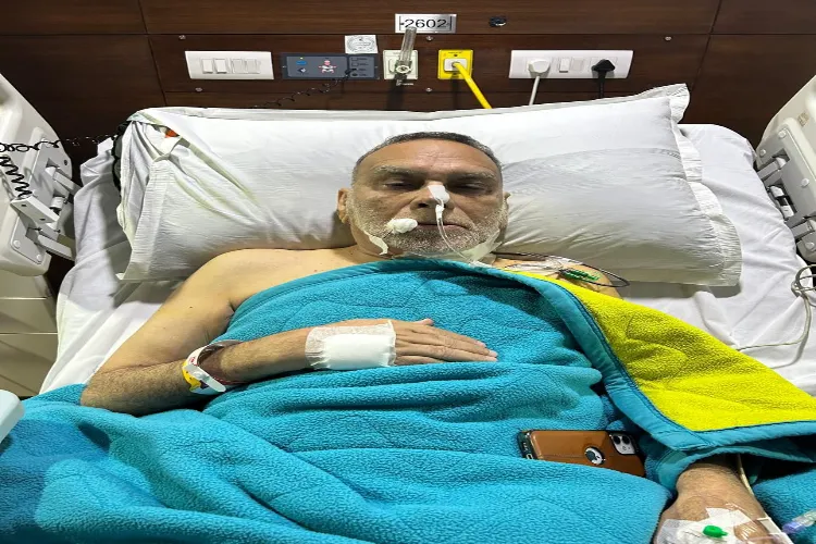 Surgery of Shahi Imam Syed Ahmed Bukhari of Jama Masjid Delhi successful, may be discharged in a week