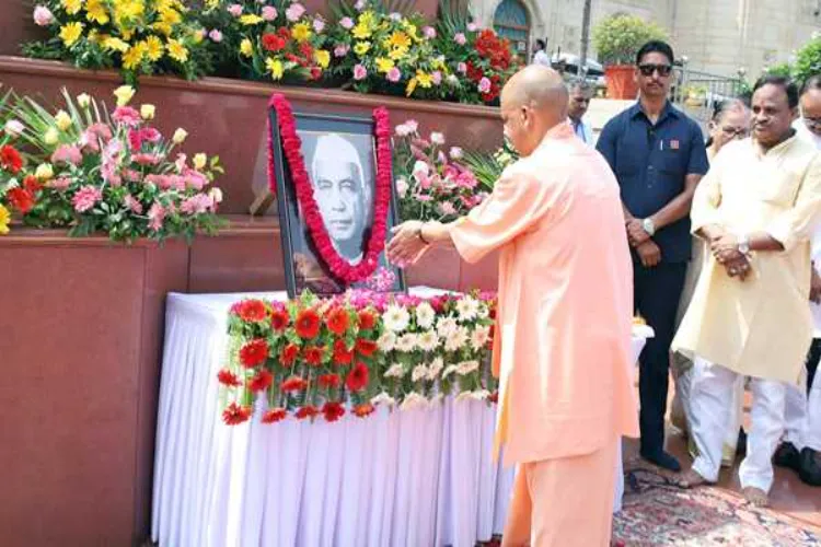 Chief Minister Yogi Adityanath paid tribute to Chaudhary Charan Singh on his death anniversary