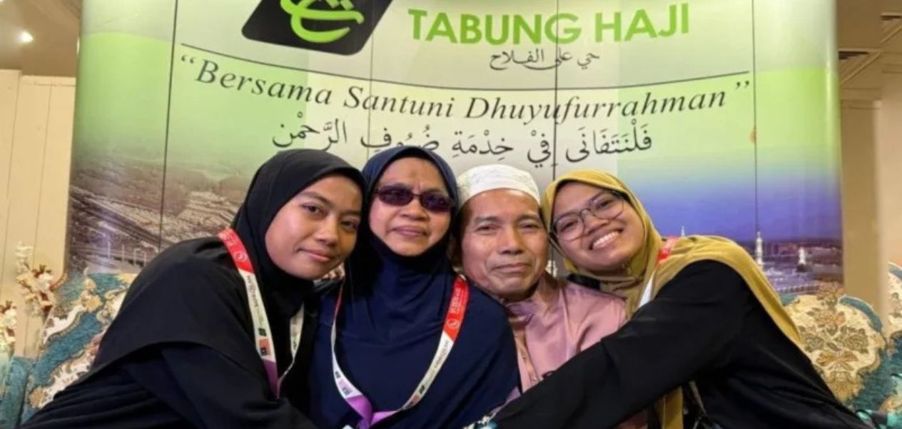 Zavia Mohammed, who has been blind for 38 years, still reached the light of Hajj