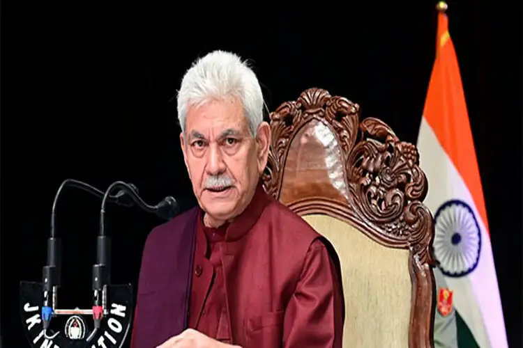 J-K LG Manoj Sinha sacks three govt employees allegedly working for LeT, Hizb-ul-Mujahidin: Sources