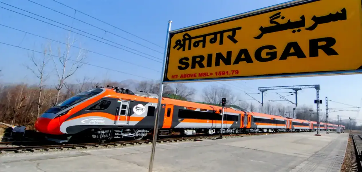 Vande Bharat reaches Kashmir: Now from Katra to Srinagar by train in just 3 hours!
