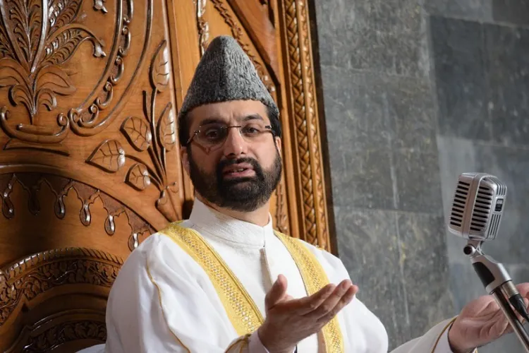 Welcome the rail connectivity of Kashmir but political prisoners should also be released: Mirwaiz