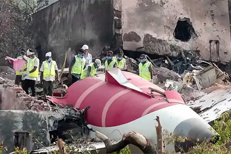 Government constitutes high-level committee to investigate Air India plane crash